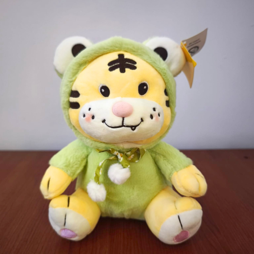 Tigre con disfraz de rana